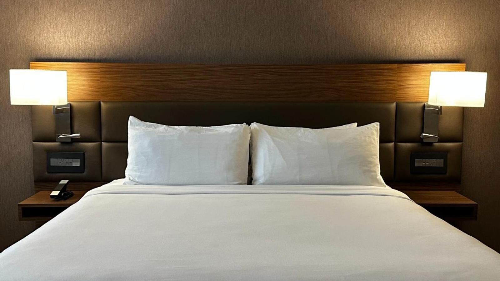 เอซี โฮเต็ล ซานโฆเซ เอสกาซู Hotel ซานโฮเซ ภายนอก รูปภาพ